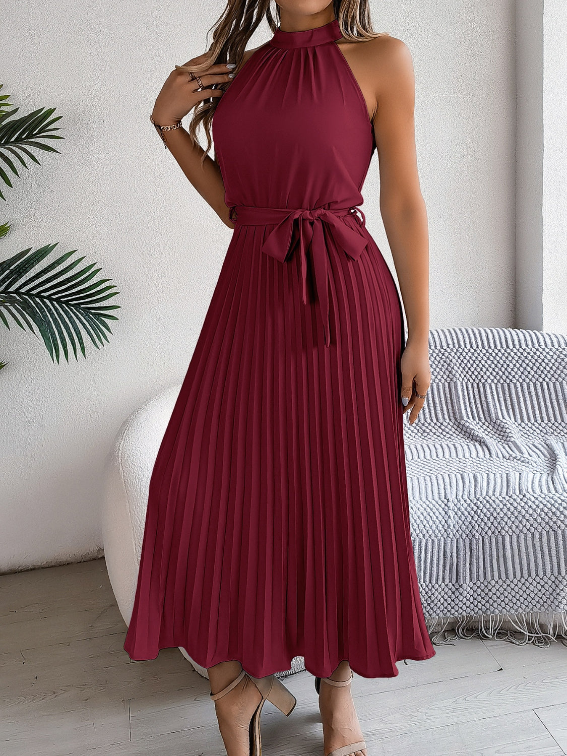 Jolie Robe Midi Rose sans Manches Élégante & Fluide pour Filles Magnifique Design