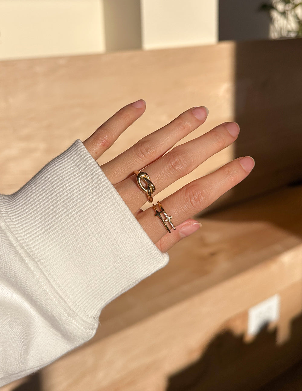 Bague Croix Superposée avec Gemme