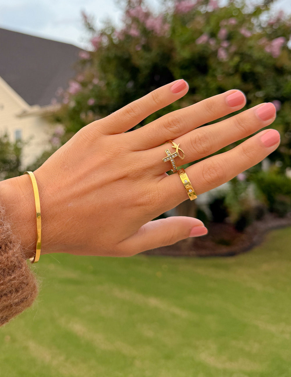 Bracelet manchette croisée