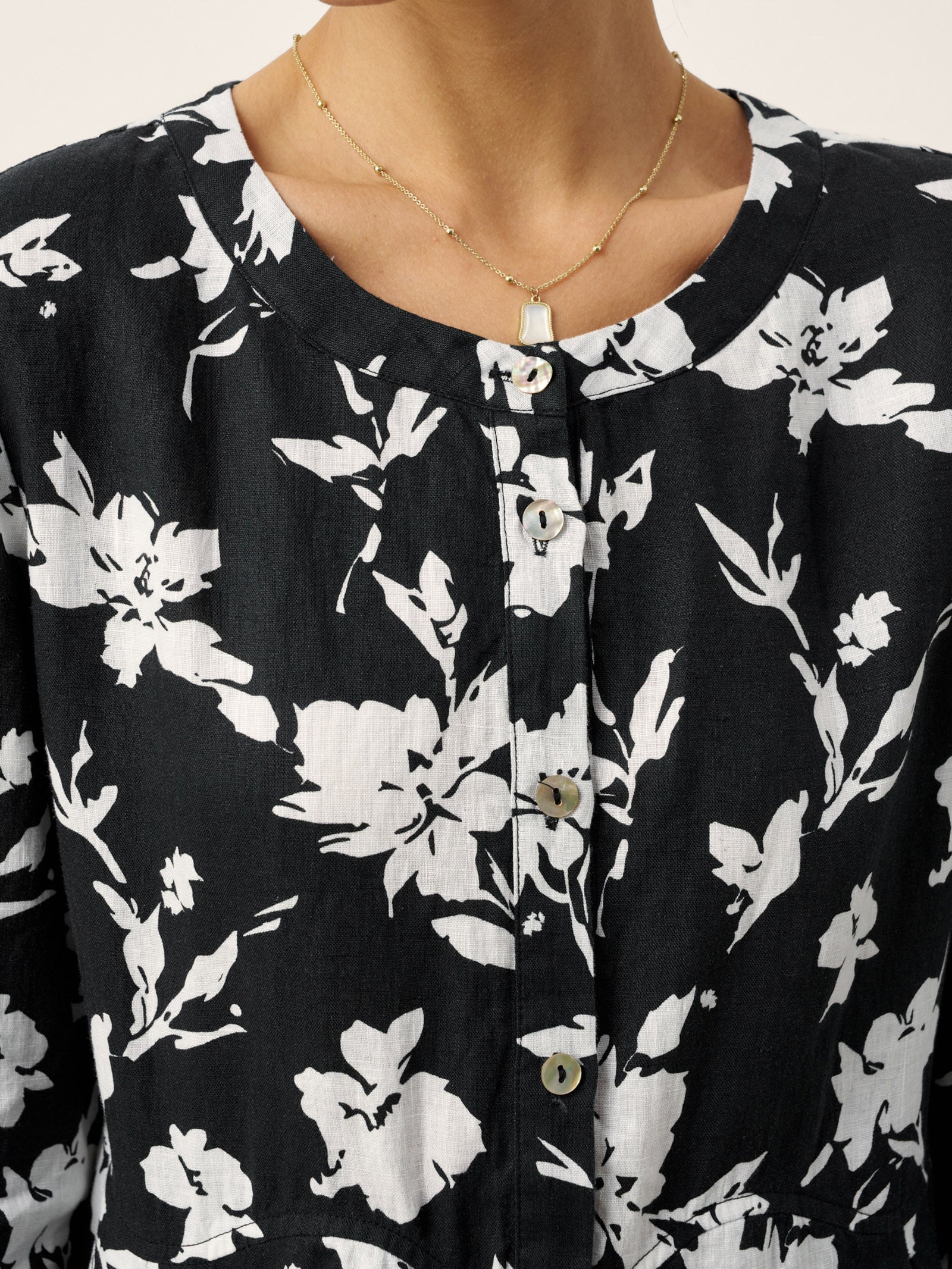 Robe midi froncée imprimée florale 100 % lin ÉLODIE