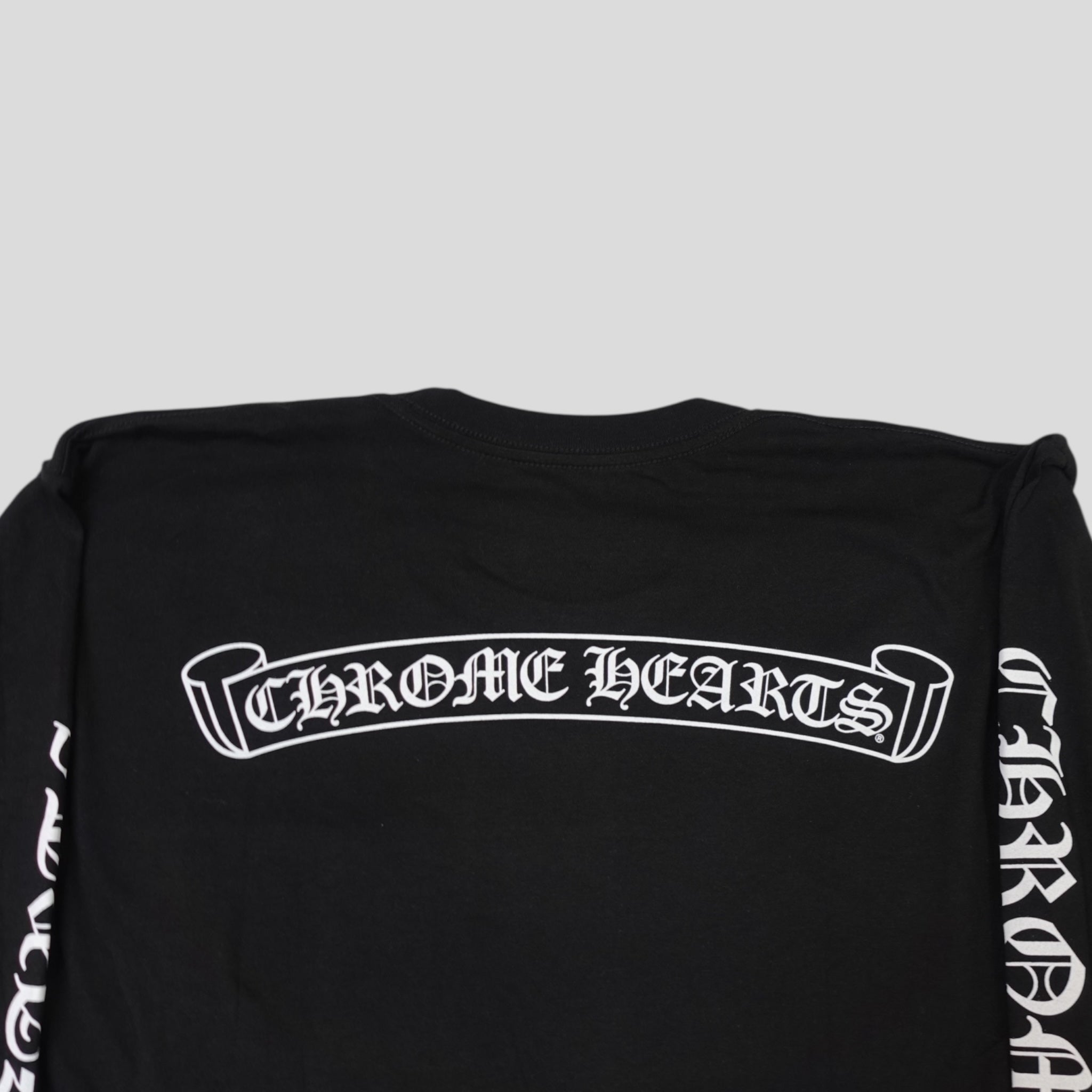 Chrome Hearts Scroll Logo Pocket Long Sleeve noir