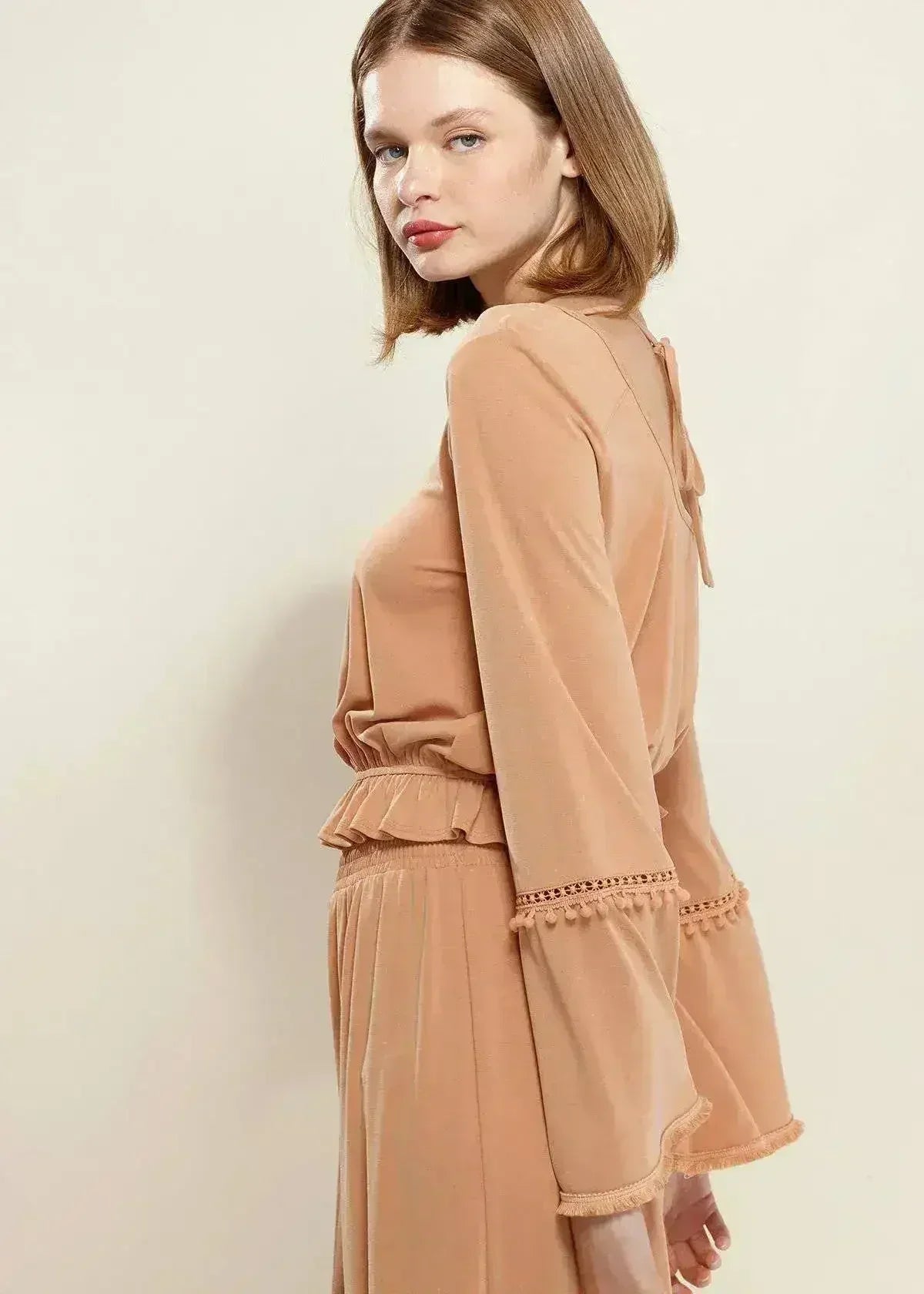Haut à manches cloche à franges pour femme, couleur abricot