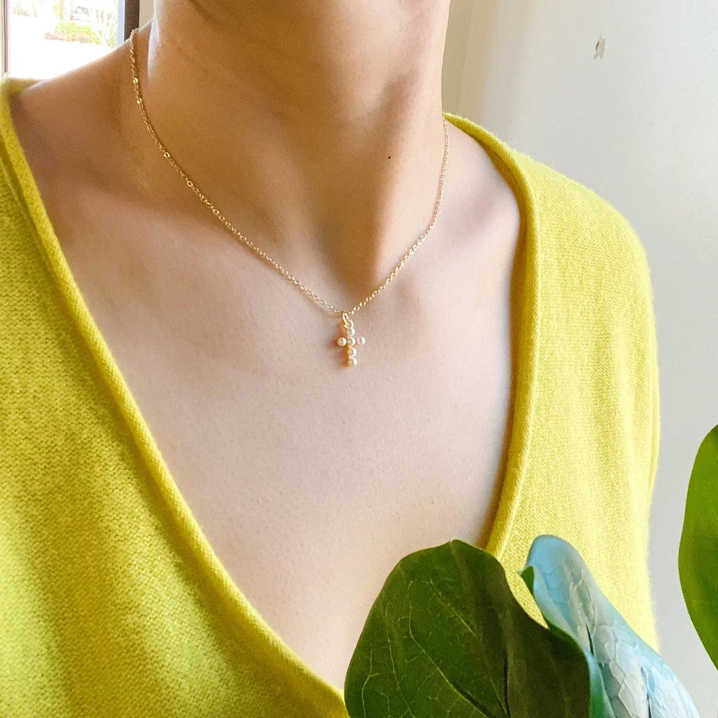 Collier Croix en Nacre