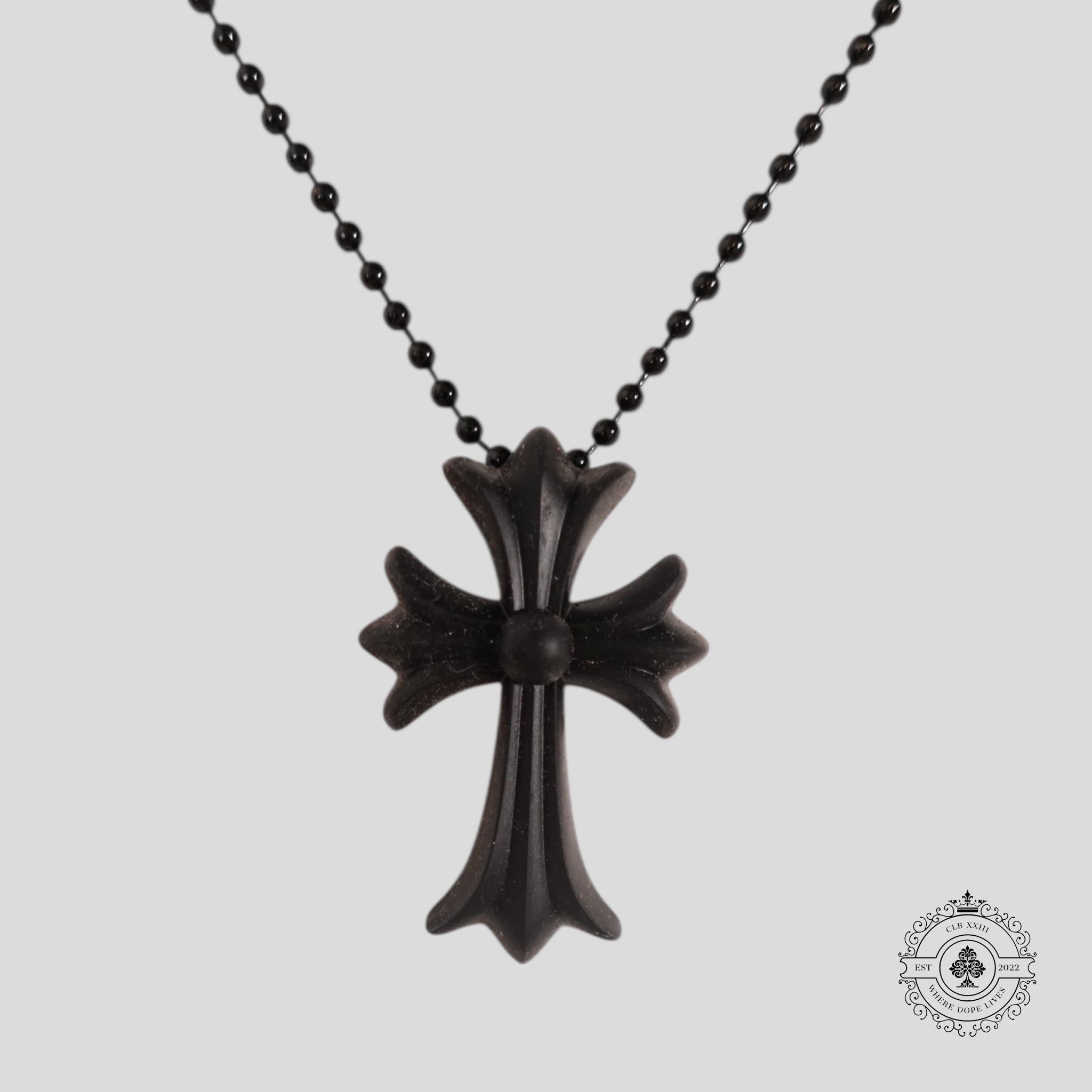 Collier Chrome Hearts croix en silicone noir