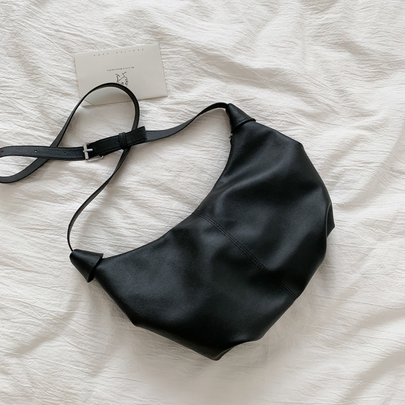 Nouveau sac à bandoulière en cuir PU pour femmes, sac à main de créateur avec large ceinture et chaîne pour femmes, grand sac pour femmes, nouvelle mode printemps, loisirs coréens, sac pour femmes demi-rond, sac simple grande capacité, une épaule oblique