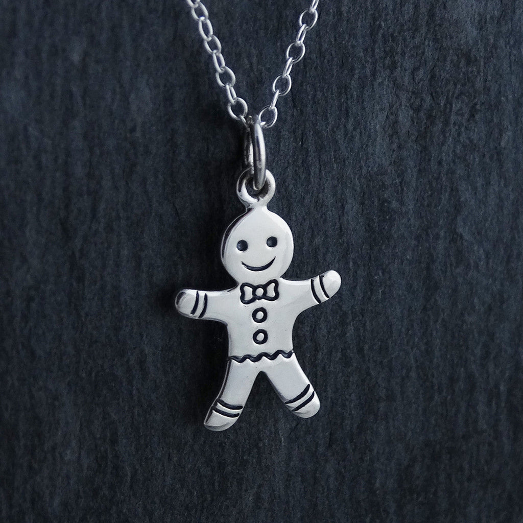 Collier bonhomme en pain d'épices – Breloque de Noël en argent sterling sur chaîne de 45 cm
