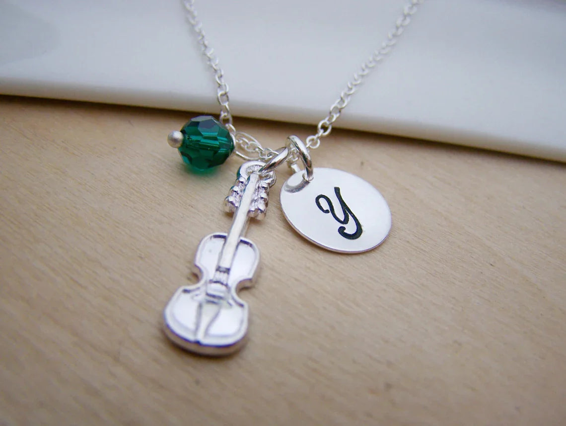Collier Violon Personnalisé – Argent Sterling avec Pierre de Naissance et Breloque Initiale