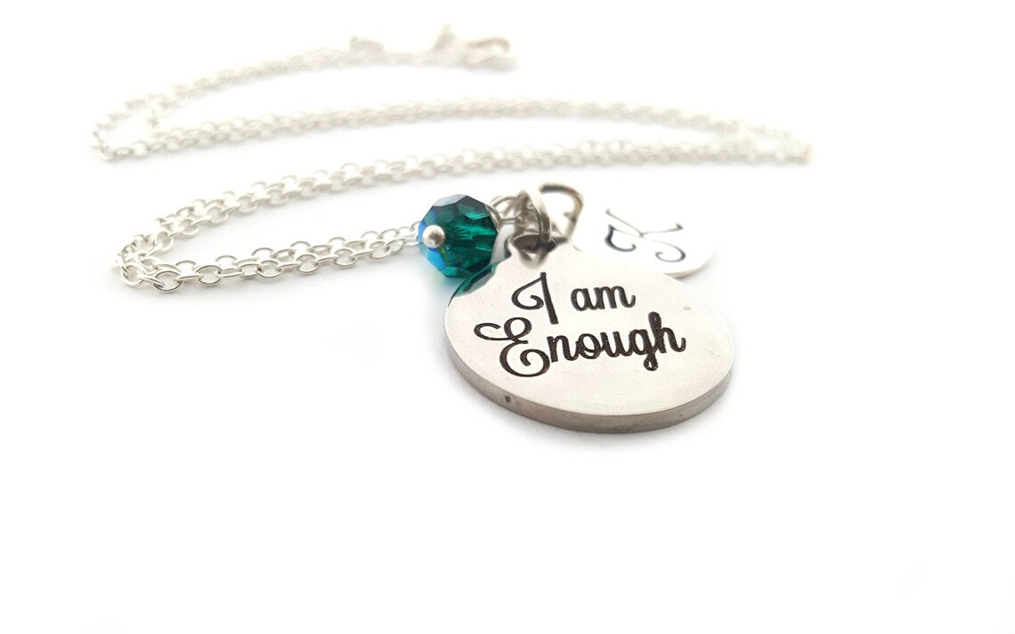 Collier "Je Suis Suffisante" – Argent sterling avec pierre de naissance et breloque initiale