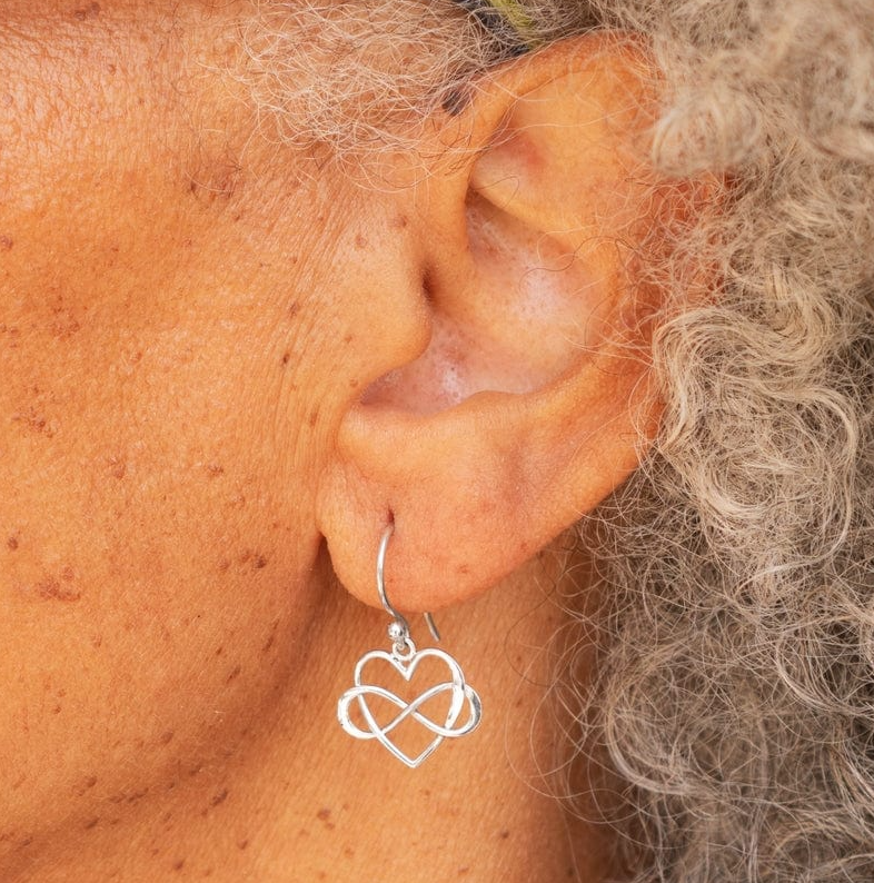 Boucles d'oreilles pendantes Cœur Infini – Métaux mélangés - Bronze et Argent Sterling