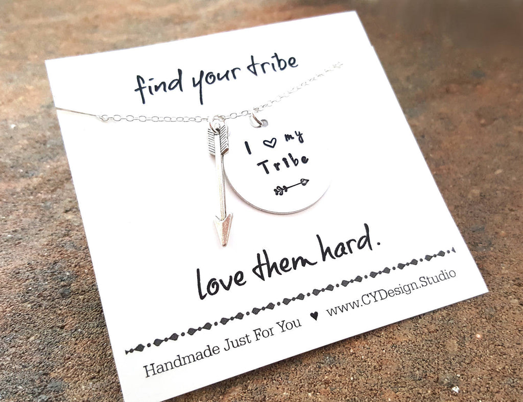 Collier « I Love My Tribe » – Bijou Estampillé à la Main en Aluminium et Argent Sterling