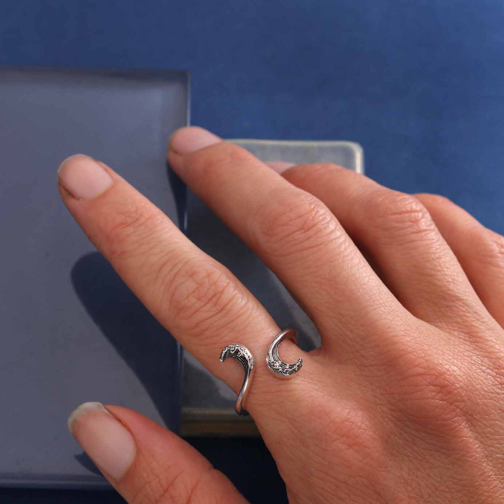 Bague réglable en argent sterling avec vague stylisée – Design Yin Yang Énergie de l'océan