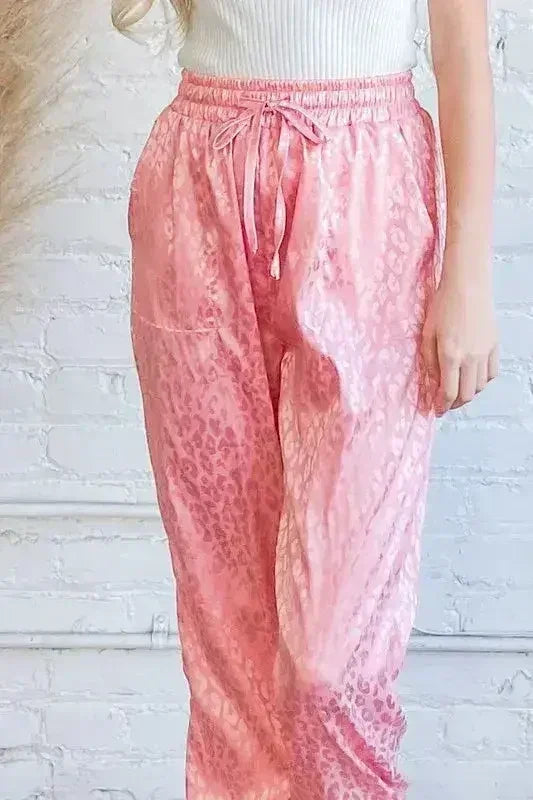Et le pantalon de jogging satiné imprimé léopard The Why