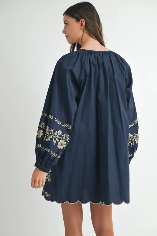 Mini-robe paysanne brodée à manches longues pour femme – Mini-robe brodée, robe paysanne à manches longues, robe bohème, robe paysanne décontractée, robe élégance intemporelle