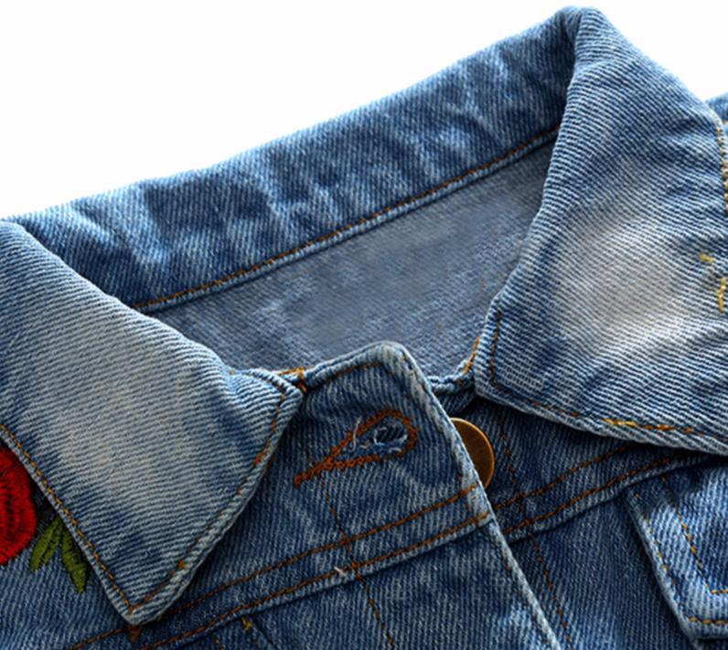 Manteau en Jean Moderne de Luxe pour Petites Filles Blouson Brodé Effiloché avec Roses