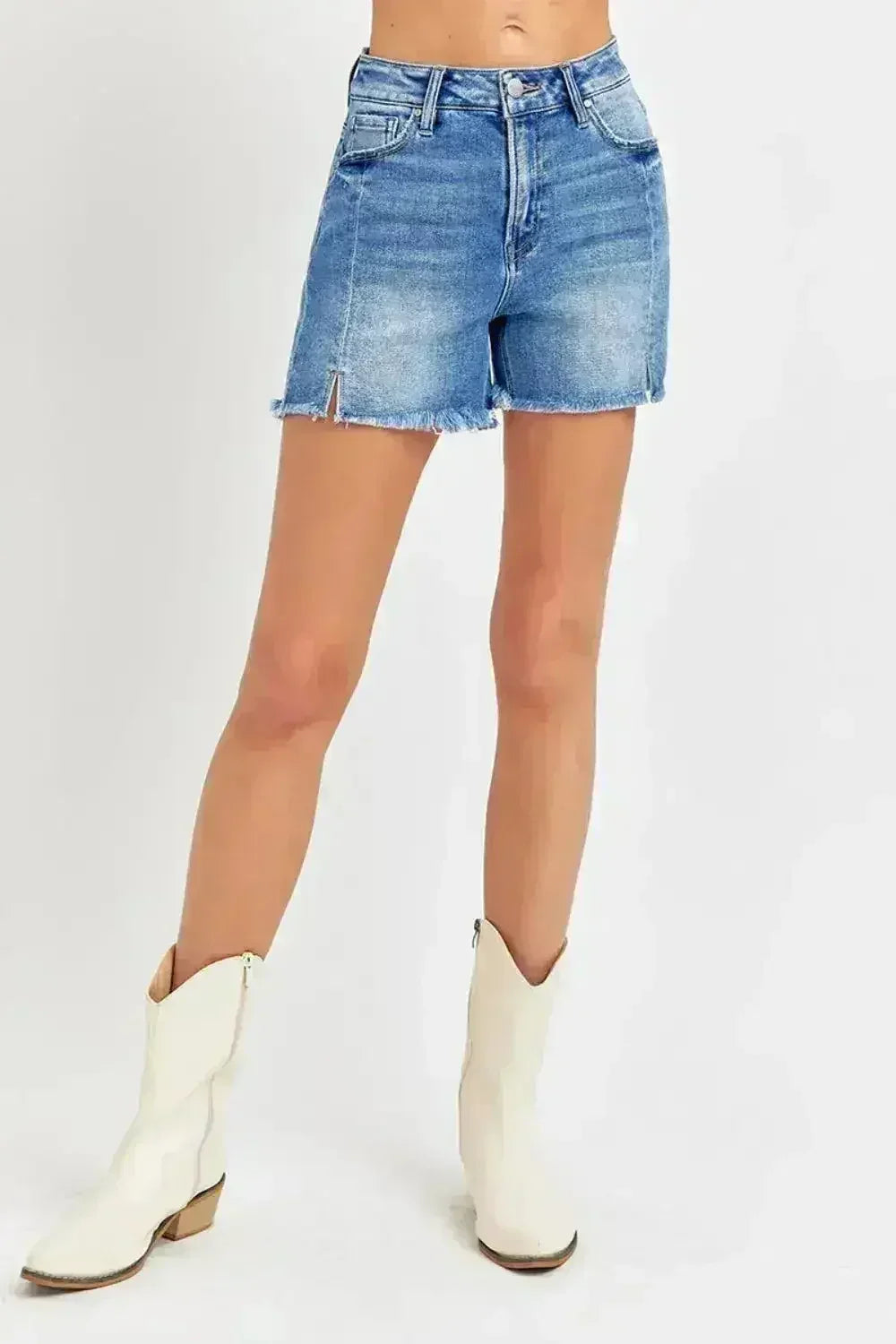 Short en jean à fente frontale et ourlet brut - Taille Haute Style Tendance | Femstylo