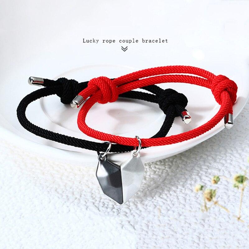 2 Pièces Bracelet d'Amitié Assorti Cœur Couple Minimaliste Corde Tressée Magnétique Bracelet à Distance Magnétique Bracelet Cœur Assorti Pour Lui Elle Cadeau de Couple Pour Petite Amie Petit Ami Amant Épouse Mari