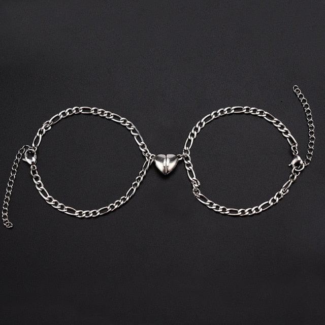 2pcs/paire Pendentif en acier inoxydable à attraction magnétique Bracelets de couple Bijoux Bracelet en chaîne en acier titane Bracelets de couple pour femmes hommes Bracelets magnétiques en forme de cœur en acier inoxydable pour couples