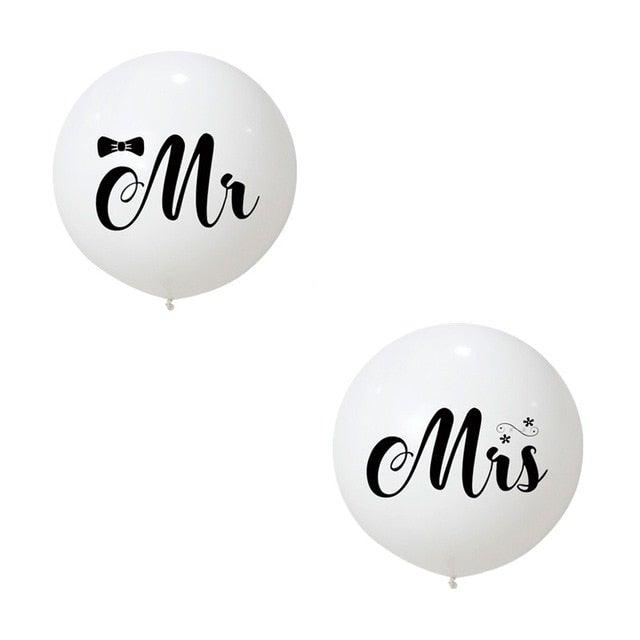 Lot de 2 ballons ronds en latex de bonne qualité de 36 pouces imprimés "Mr & Mrs" noirs et blancs pour mariage heureux et Saint-Valentin