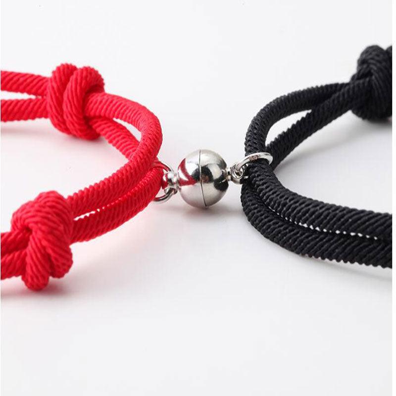 Lot de 2 bracelets magnétiques en alliage pour couple, avec boule d'attraction créative en acier inoxydable, bracelets d'amitié, promesses d'amour éternel, cadeaux de bijoux pour petit ami, petite amie, meilleur(e) ami(e)
