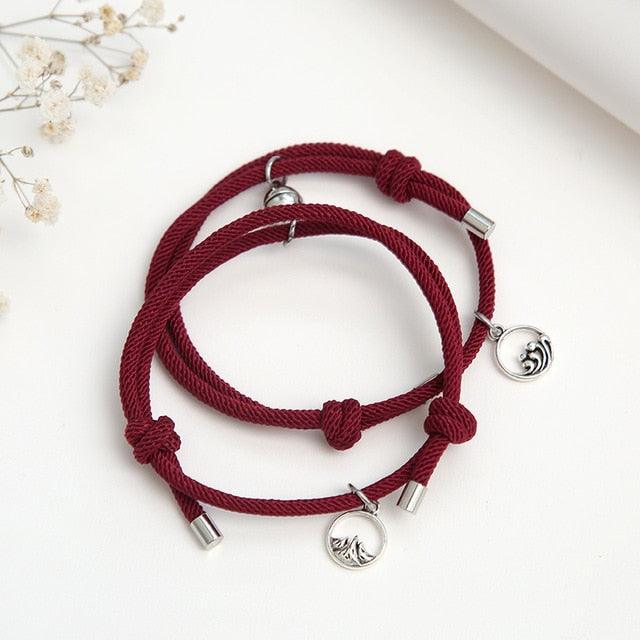 Lot de 2 bracelets magnétiques en alliage pour couple, avec boule d'attraction créative en acier inoxydable, bracelets d'amitié, promesses d'amour éternel, cadeaux de bijoux pour petit ami, petite amie, meilleur(e) ami(e)