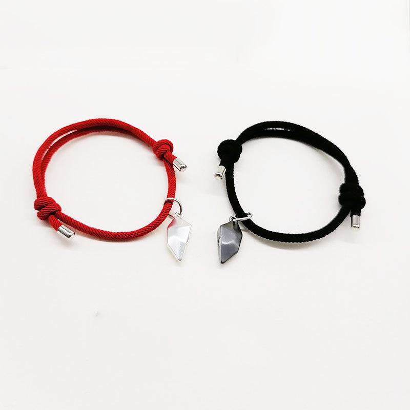 Lot de 2 bracelets magnétiques avec pendentif en forme de cœur pour homme et femme, bracelets assortis « Two Souls One Heart » pour couples, bracelets créatifs aimantés avec pierre de vœux pour amoureux