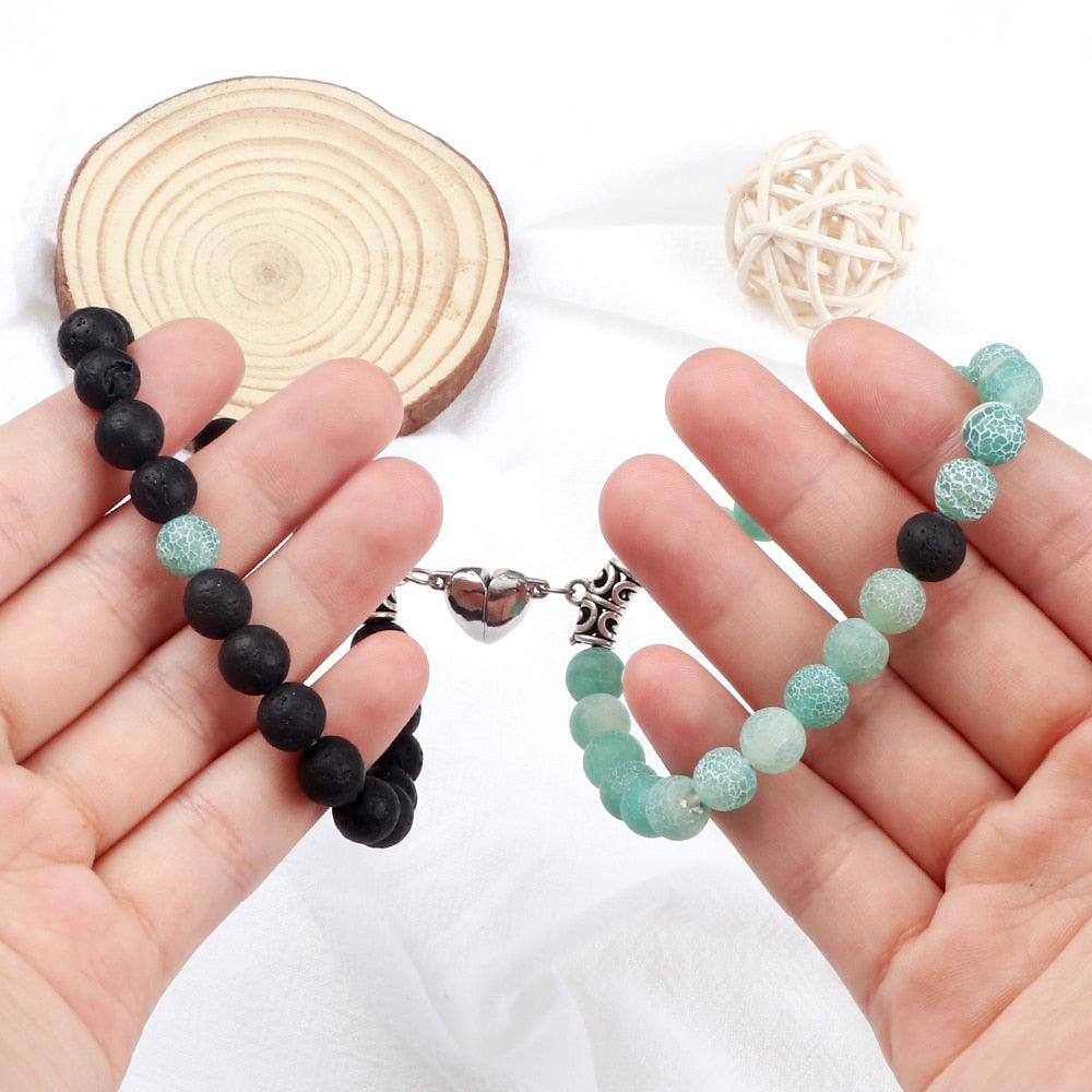 2 Pièces/Ensemble Bracelet Magnétique en Forme de Cœur pour Couples, Bijou Significant en Pierre Naturelle, Bracelet Élastique de Thérapie par Champ Magnétique pour Couples, Bracelets en Pierre Mate pour Femme, Idéal pour Petite Amie