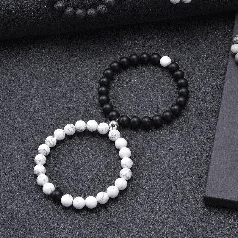 2 Pièces/ensemble Bracelets Magnétiques Couple Blanc Noir Pierre Naturelle Assortie Perles Magnétiques Bracelets Attractifs Amitié Relation Souhaits Cadeau Pour Femmes Hommes Lui Elle Meilleurs Amis