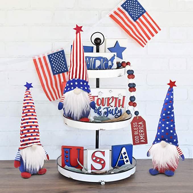 Ensemble de 3 statuettes en peluche de gnomes patriotiques
