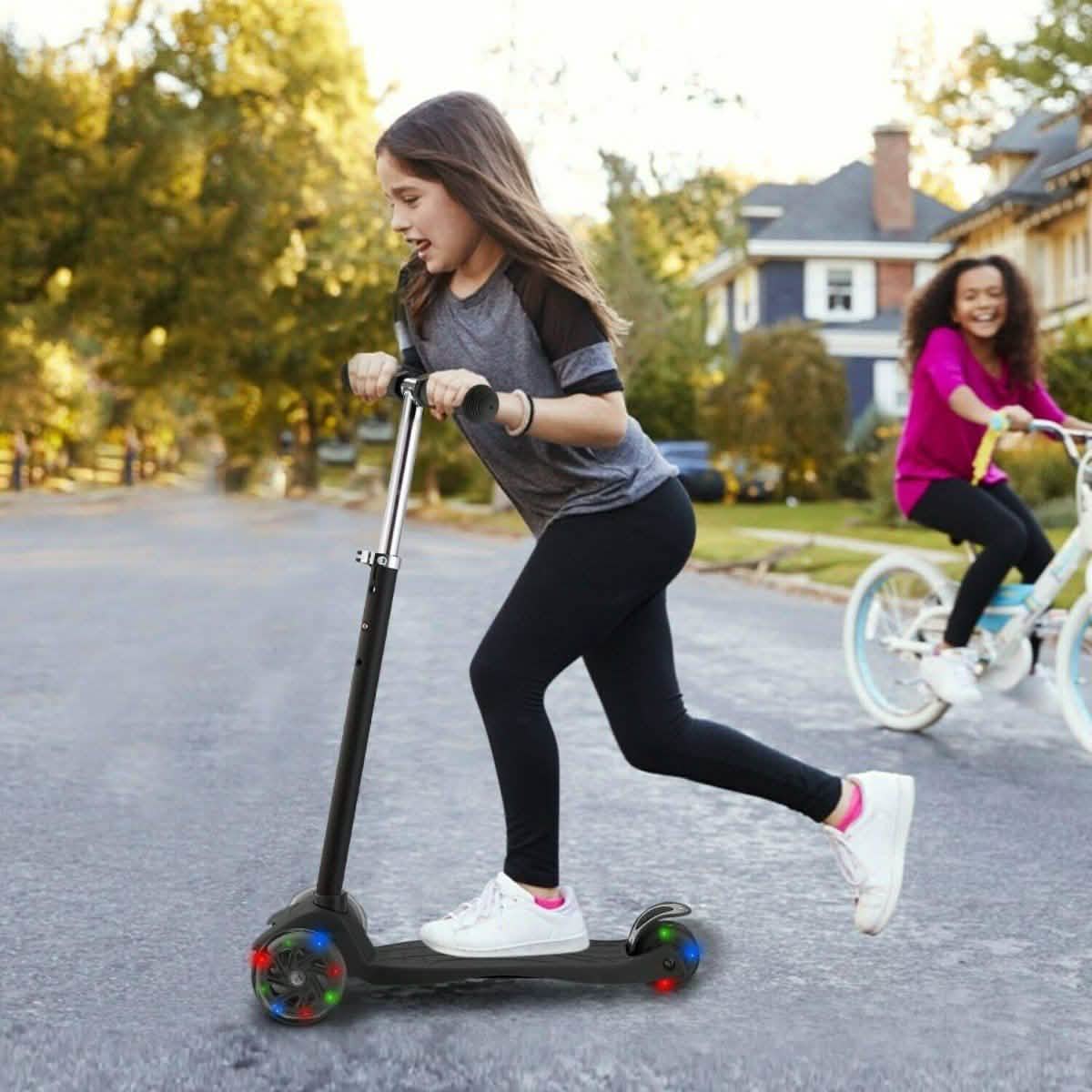 Trottinette 3 roues LED pour enfants, trottinette clignotante à hauteur réglable
