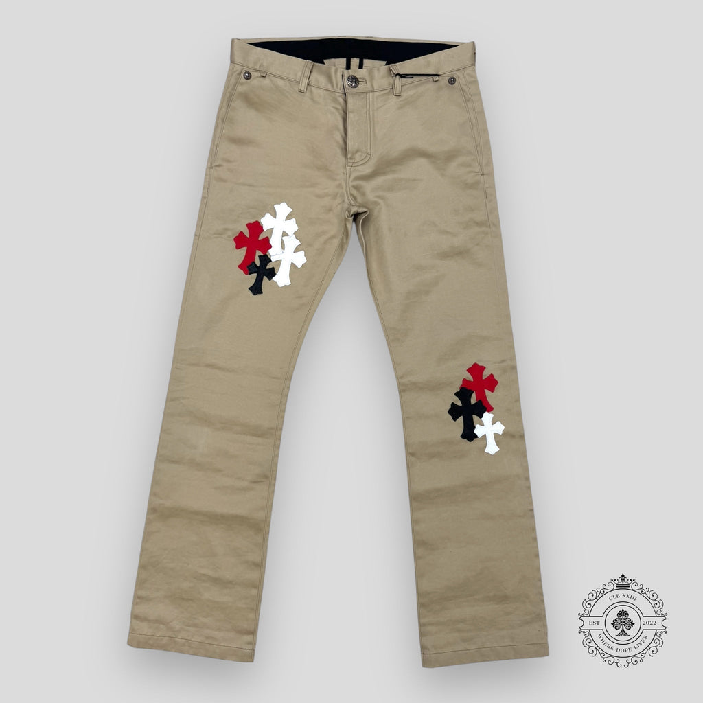 Pantalon chino Chrome Hearts à patch croisé, couleur tan