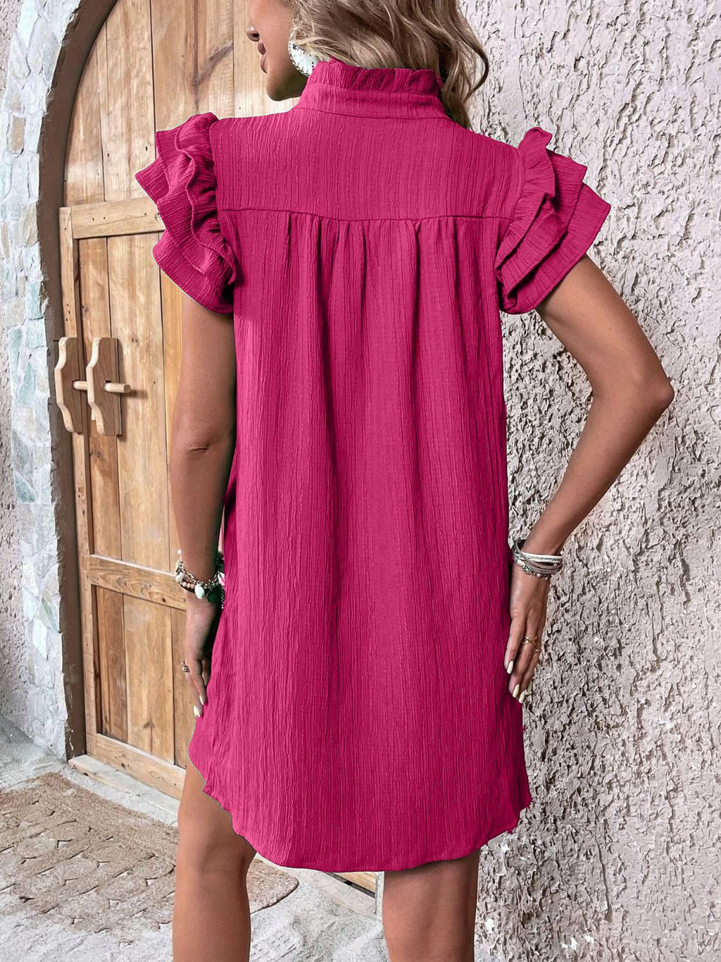 Mini-robe élégante à volants et manches courtes Robe d'été fluide et féminine