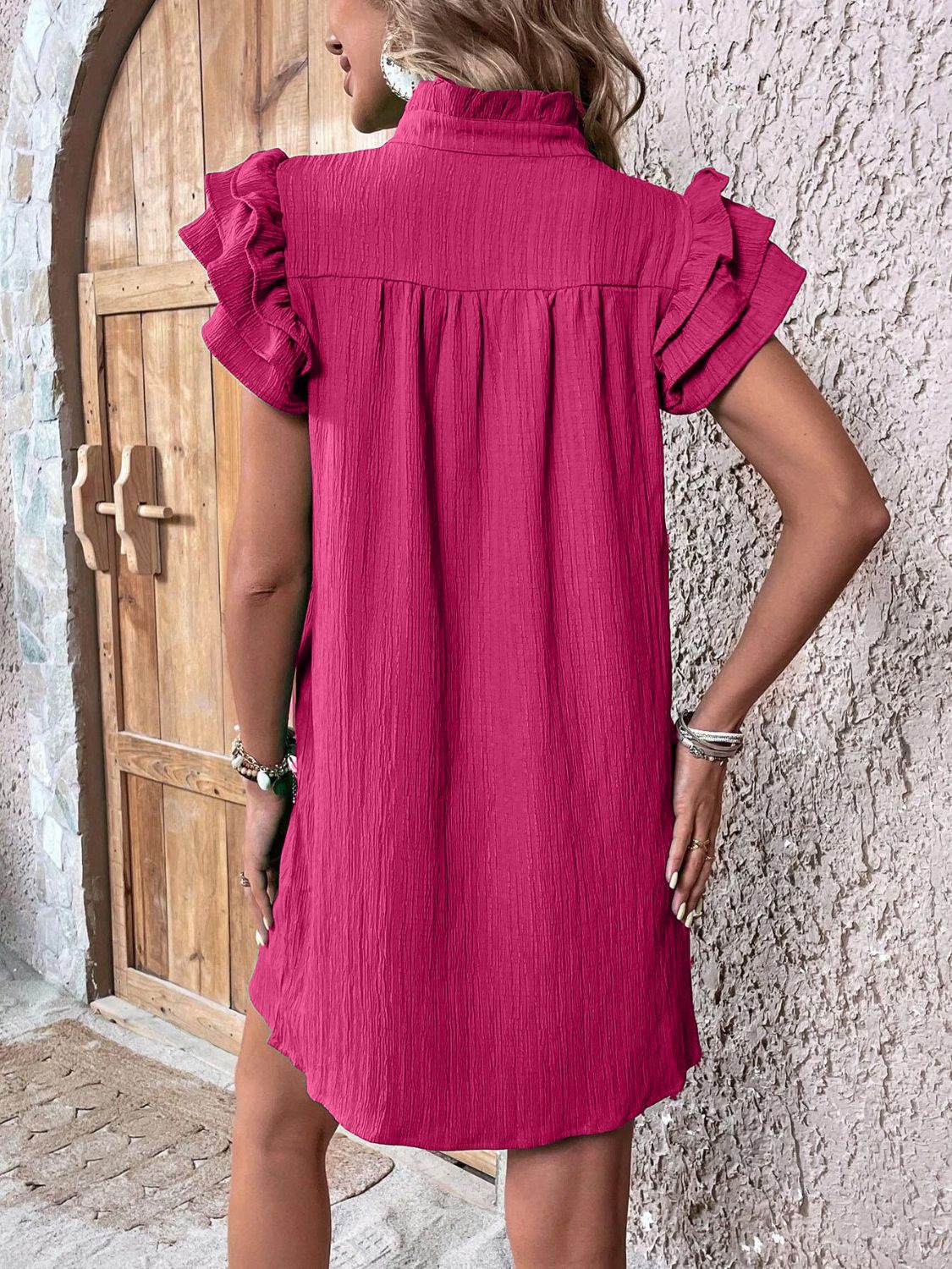 Mini-robe élégante à volants et manches courtes Robe d'été fluide et féminine