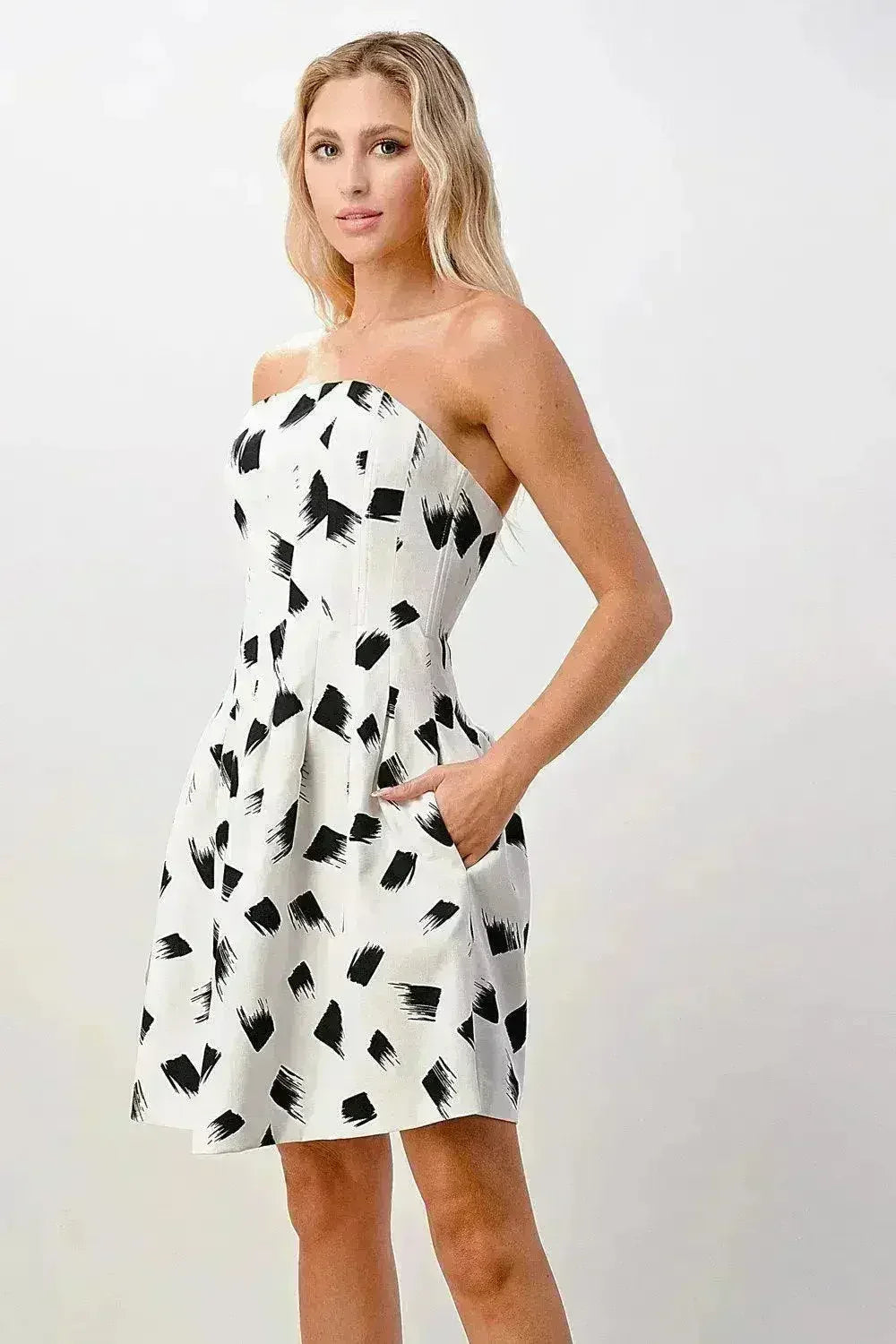 Robe courte évasée bustier à imprimé coup de pinceau - Femstylo