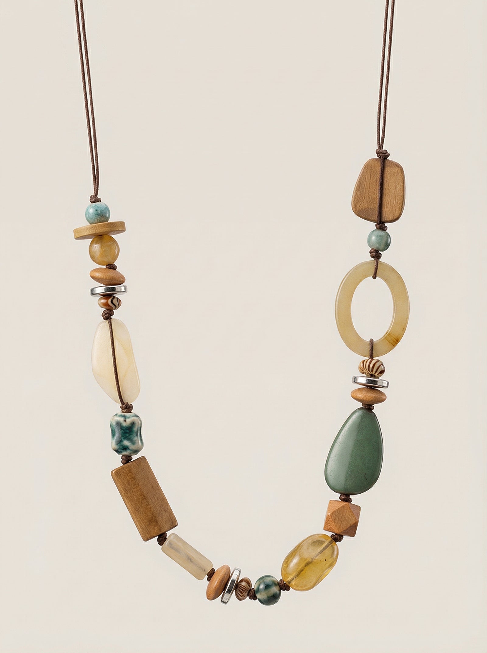 Collier pendentif long perles mélangées bohème