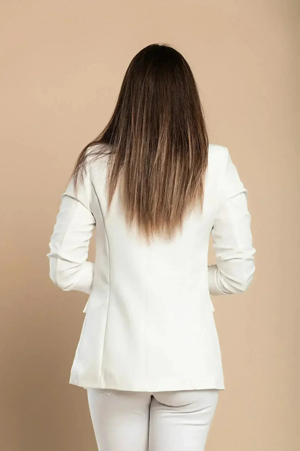 Blazer long blanc à manches 3/4 - Fabriqué en Italie | Femstylo