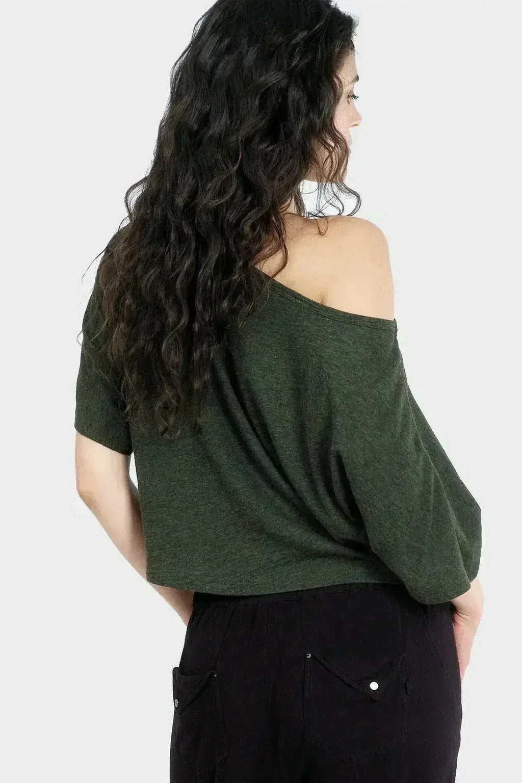 Haut court biologique Lumi - Col bateau en bambou-coton | Femstylo