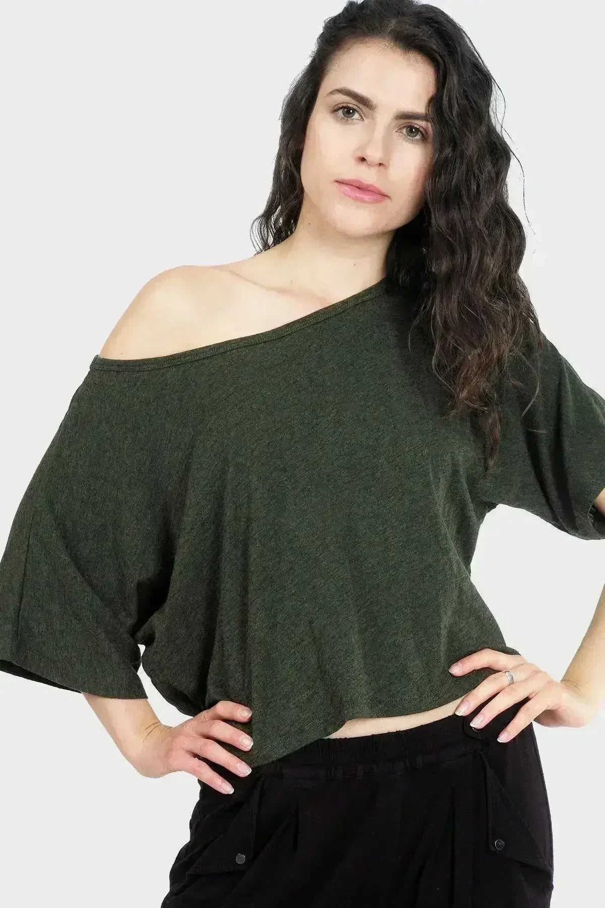 Haut court biologique Lumi - Col bateau en bambou-coton | Femstylo