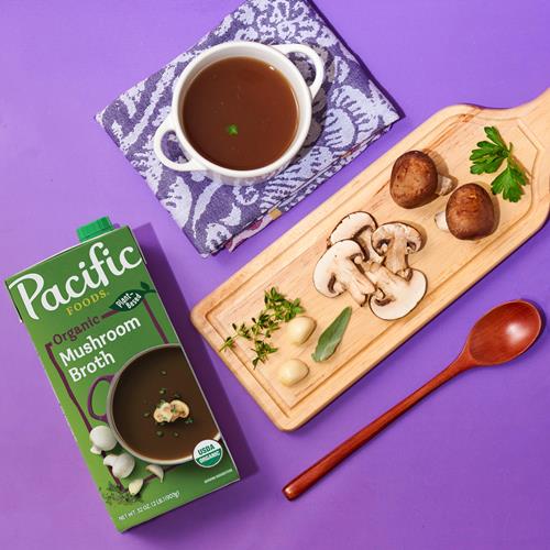 Bouillon de champignons biologiques Pacific Foods, carton de 946 ml