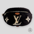 Sac Banane en Peau Lainée Chocolat Louis Vuitton