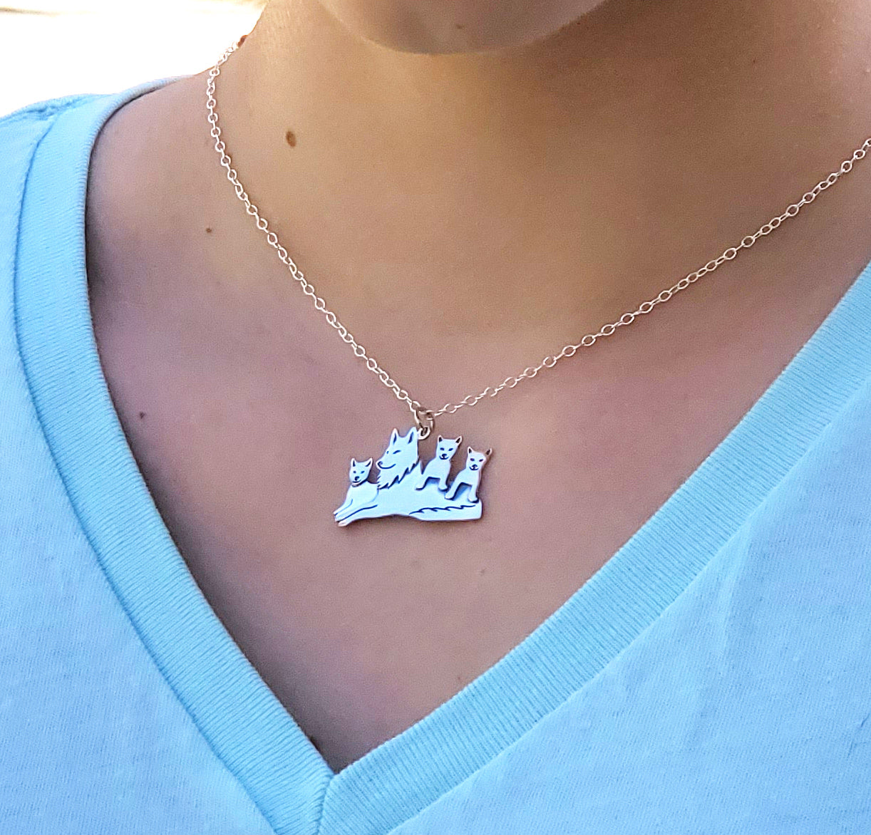 Mama Wolf Necklace – Sterling Silver Wolf Pack Charm for Strong Moms