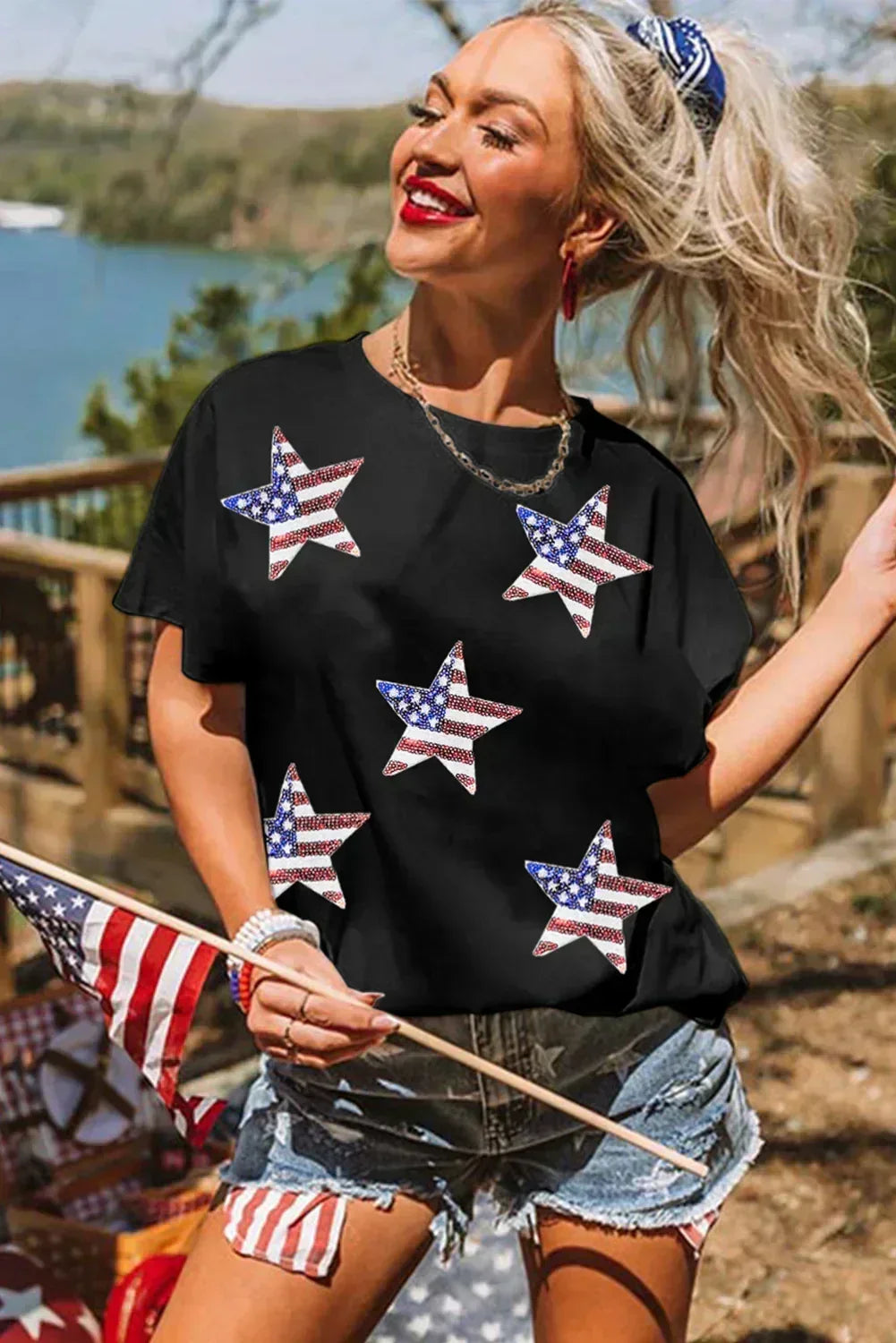 T-shirt graphique étoiles drapeau américain à paillettes noires