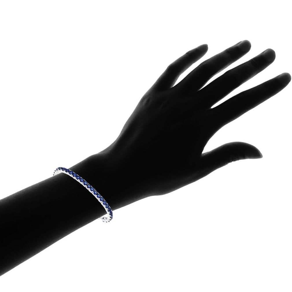 Bracelet ajustable avec saphir bleu de synthèse de 3,55 carats