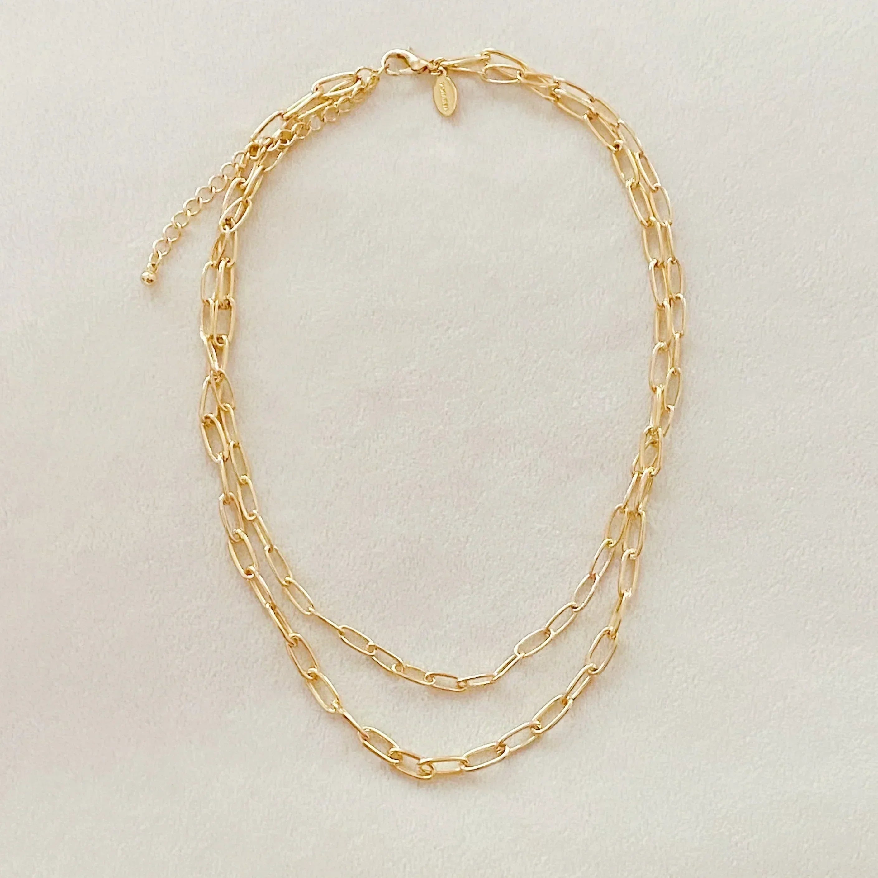 Collier à double chaîne en maille gourmette