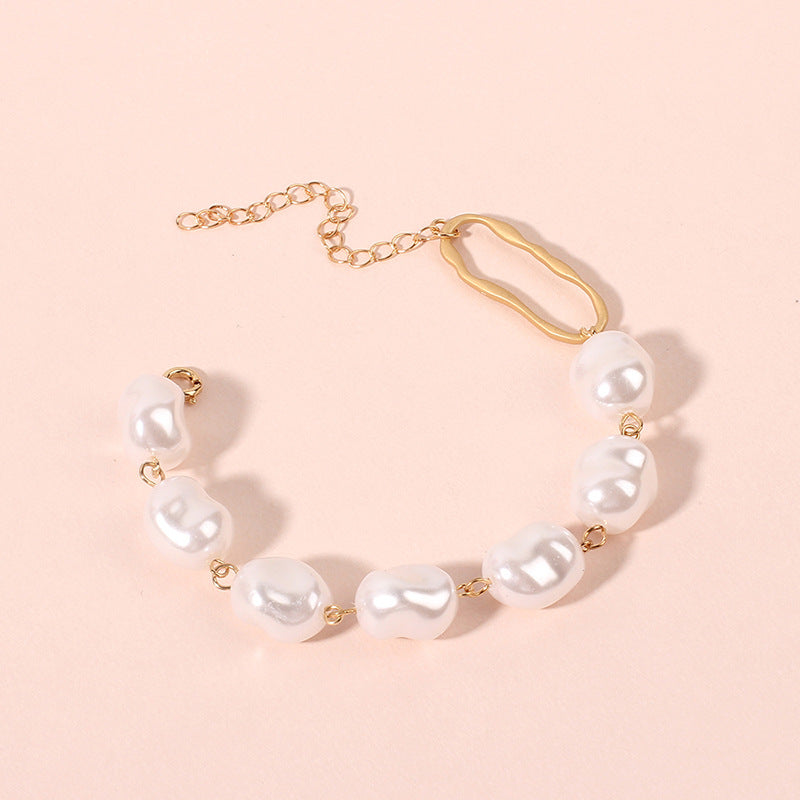 Nouveaux Bracelets à Maillons en Métal Doré Imitation Perles Faits à la Main pour Femmes Filles Fête d'Été Bijoux de Luxe Cadeau