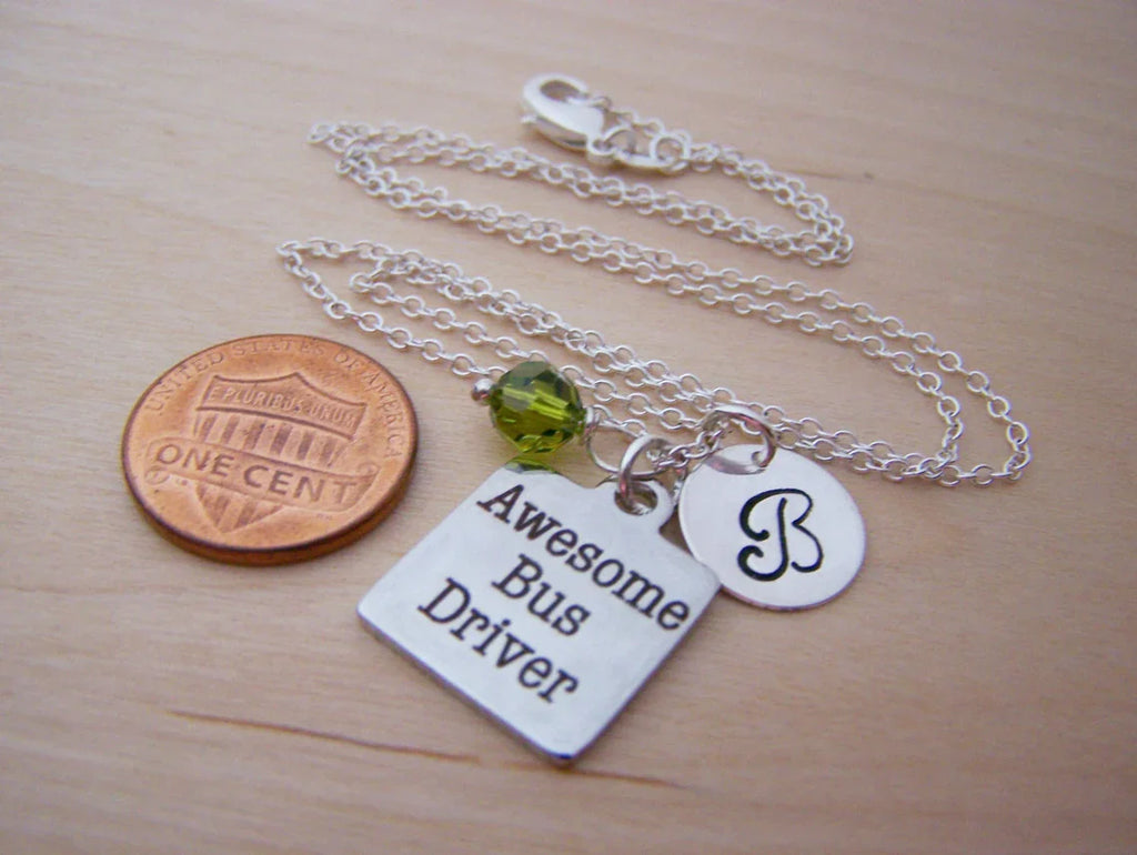 Collier de chauffeur de bus personnalisé – Chaîne en argent sterling avec pierre de naissance et initiale