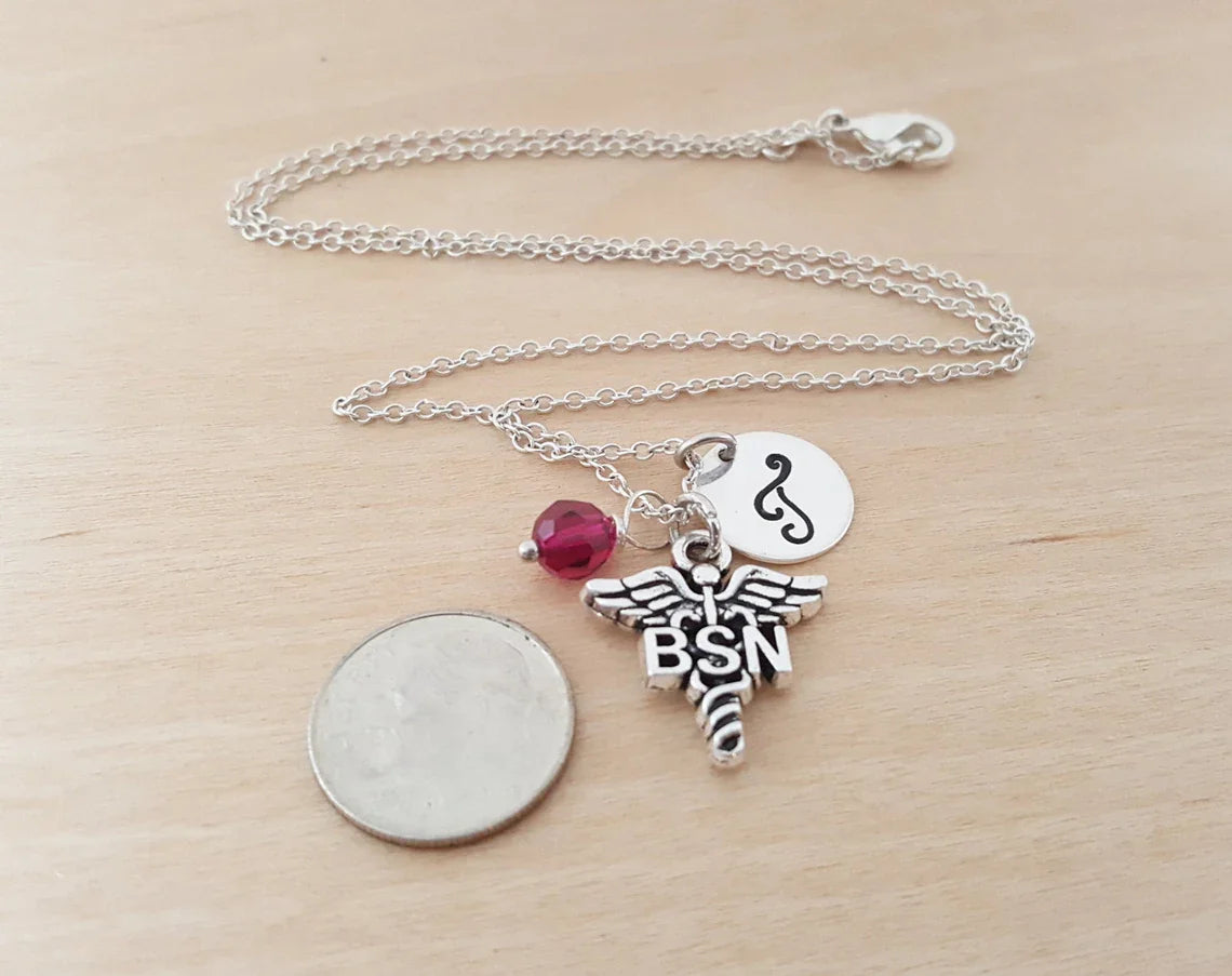Collier d'infirmière BSN personnalisé – Chaîne en argent sterling avec pierre de naissance et initiale