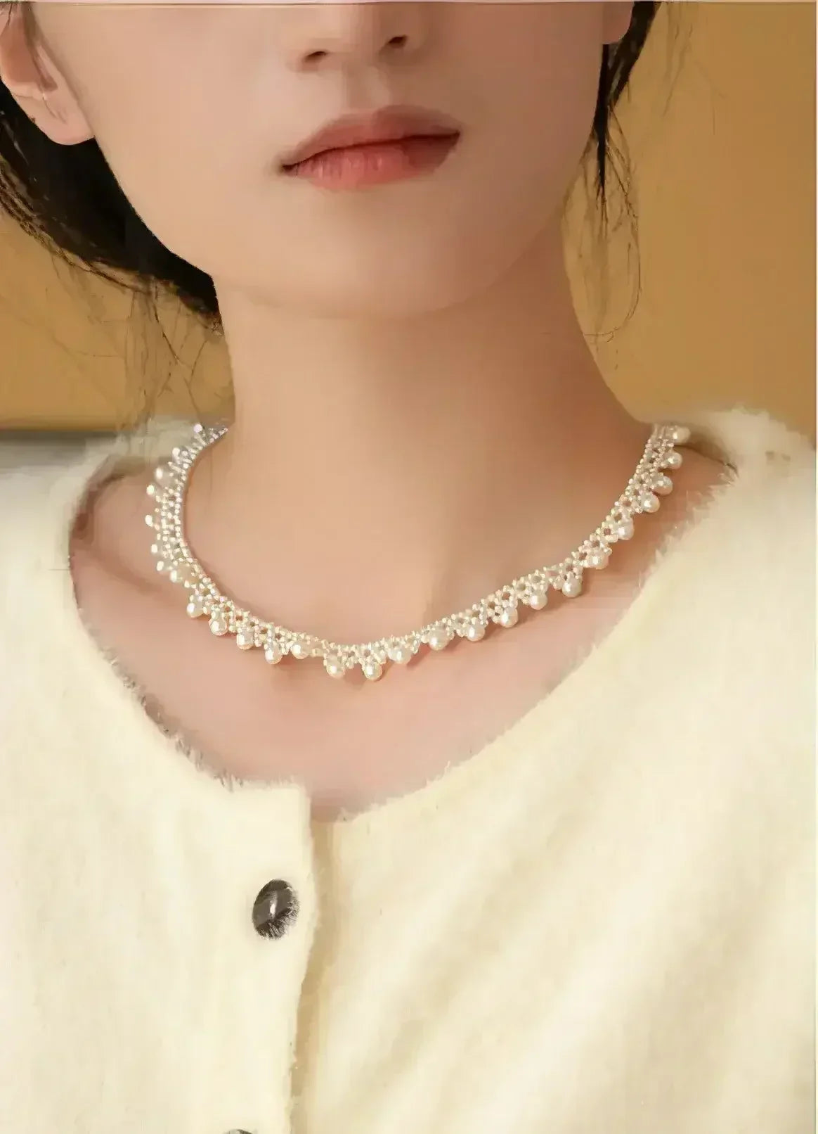 LuxeBijoux™ – Collier de perles des mers du Sud avec accent en or 18 carats
