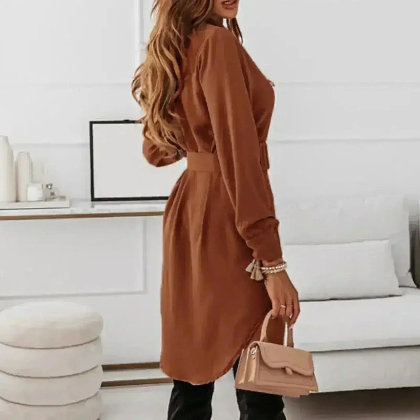 Robe chemise décontractée ajustée coupe trapèze à manches longues, longueur genou