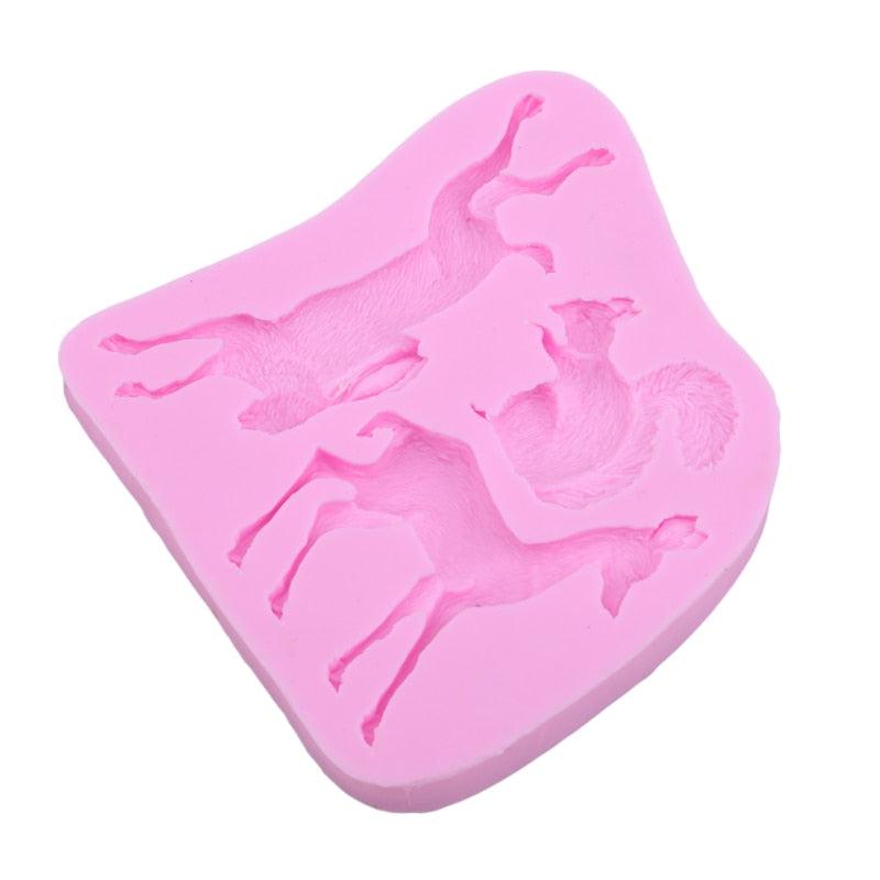 Moule en silicone 3D Lapin Écureuil Faon Lapinou Fondant Gâteau Chocolat Savon Moule Outil Cupcake Accessoires de Cuisine Dessert Appareil Forme Écureuil Faon Lapinou Moule à Glaçons en Silicone Moule à Fondant en Silicone Moule à Chocolat Moule à Savon
