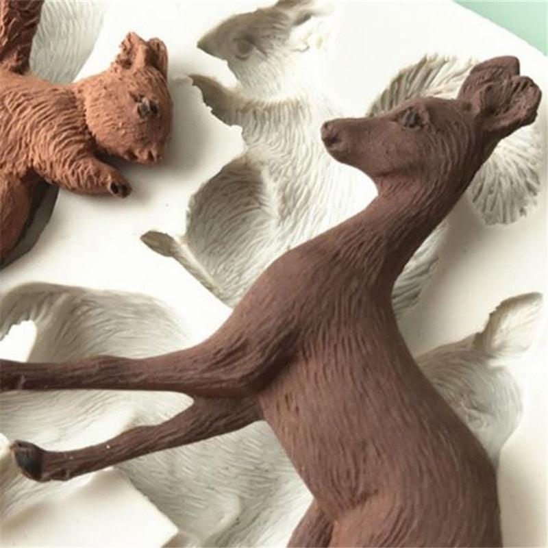 Moule en silicone 3D Lapin Écureuil Faon Lapinou Fondant Gâteau Chocolat Savon Moule Outil Cupcake Accessoires de Cuisine Dessert Appareil Forme Écureuil Faon Lapinou Moule à Glaçons en Silicone Moule à Fondant en Silicone Moule à Chocolat Moule à Savon